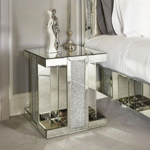 Clearance - Naro Mirrored Square End Table - A135