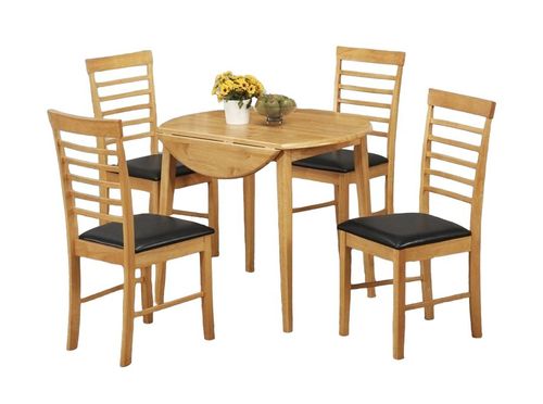 Hanover Light Oak 4 Seater Round Drop Leaf Dining Set