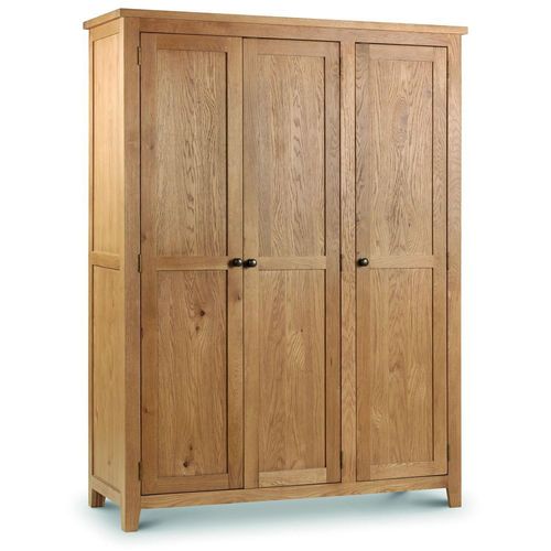 Marlborough Oak 3 Door Triple Wardrobe