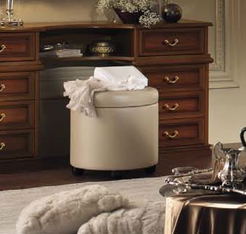 Camel Nostalgia Walnut Italian Ivory Round Leather Pouf