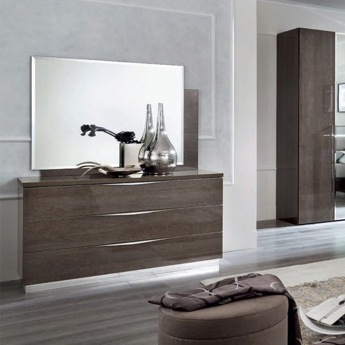 Modum Platinum Italian Small Dresser