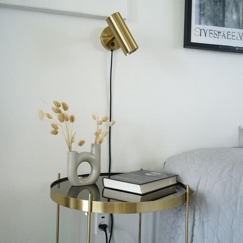 Yacolt Brass Metal Wall Lamp