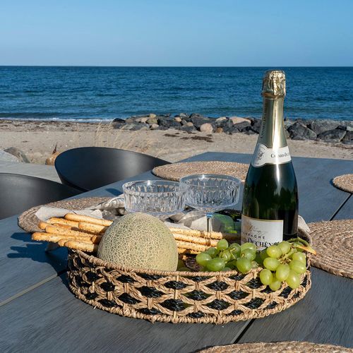 Nerja Natural and Black Seagrass Round Tray
