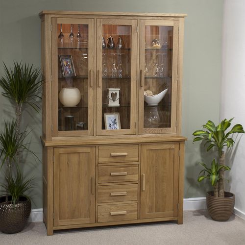 Mobel Oak Large Dresser