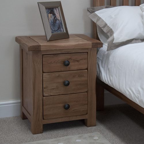 Rutland Oak Bedside Cabinet