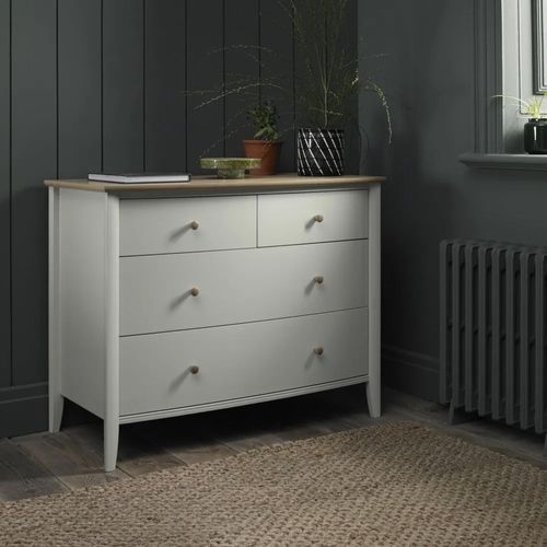 Bentley Designs Whitby Scandi Oak and Soft Grey 2+2 Drawer Chest