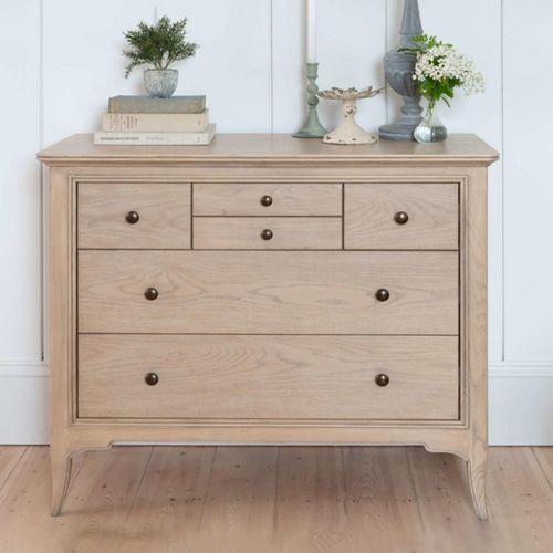 Willis and Gambier Toulon Oak 6 Drawer Chest