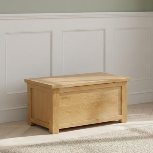 Salisbury Lite Oak Blanket Box