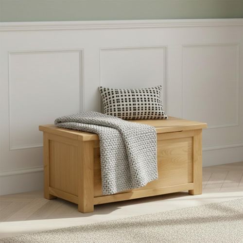 Salisbury Lite Blanket Box - Oak