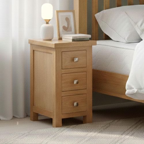 Appleby Compact Bedside Cabinet - 3 Drawer - Oak