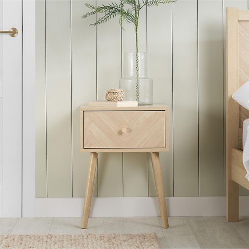 Herringford Bedside Table - 1 Drawer - Oak