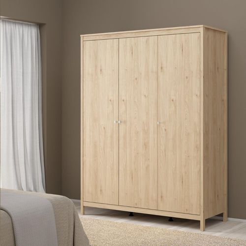 Madrid Jackson Hickory Oak 3 Door Wardrobe