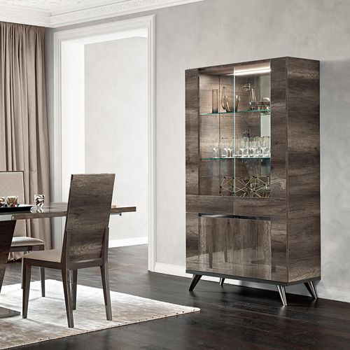 Modern Medea Vitrine - 2 Door - Vintage Oak