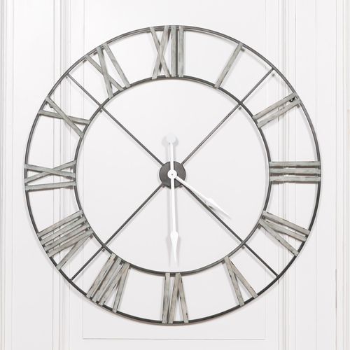 Metal Wall Clock - Vintage Silver - Round