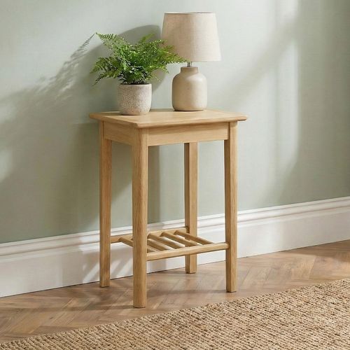 Twyford Lamp Table - with Shelf - Oak