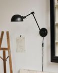 Aura Black Wall Lamp