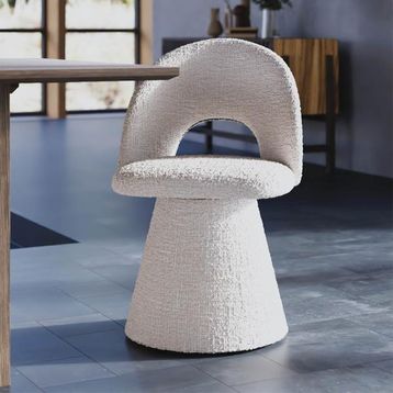 Qualita Furniture Hoopla