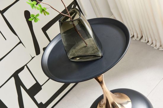 Dumbbells Black and Gold Round Wine Table