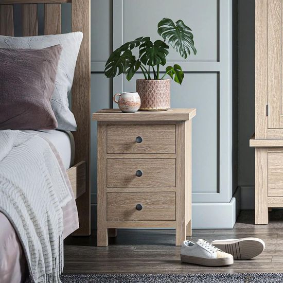 Modern Country Oak 3 Drawer Bedside Cabinet