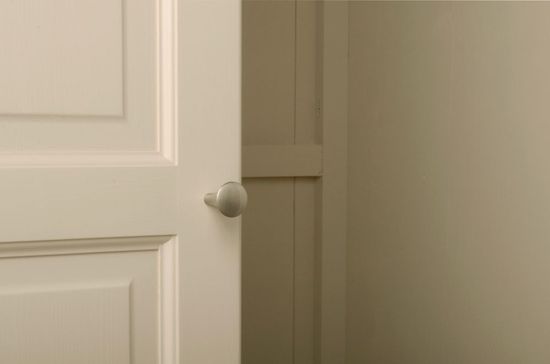 Versailles Ivory Painted 2 Door 2 Drawer Double Wardrobe