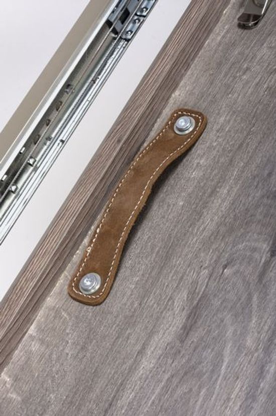 Manhattan Grey 4-6 Seater Oval Extending Dining Table with Black Spider Legs Base