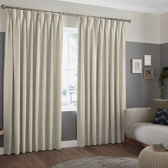 Tyson Oyster Curtain