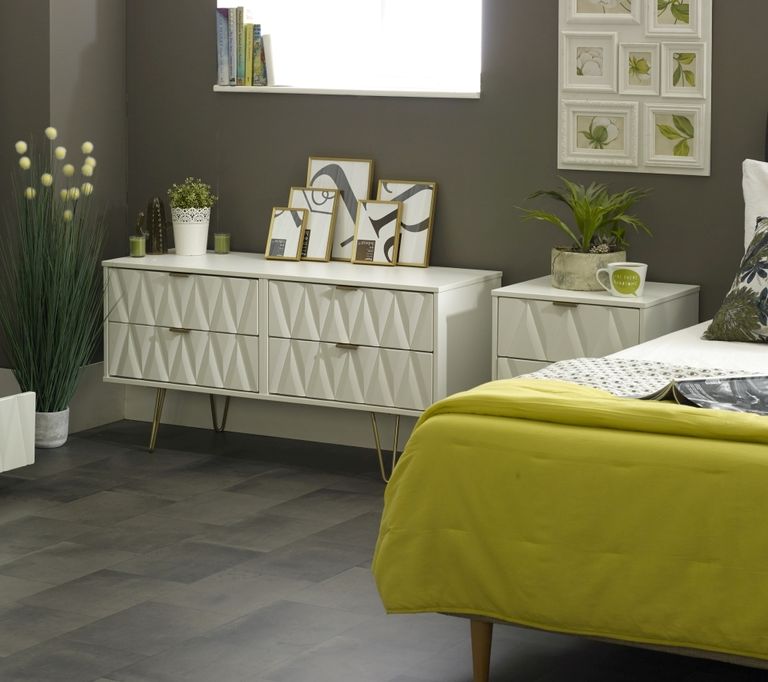 Diamond White Bed Box with Gold Hairpin Legs