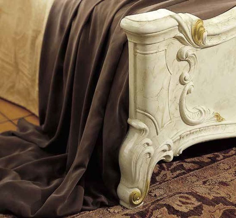 Barocco Bed - 6ft Queen Size - Ivory - Leather