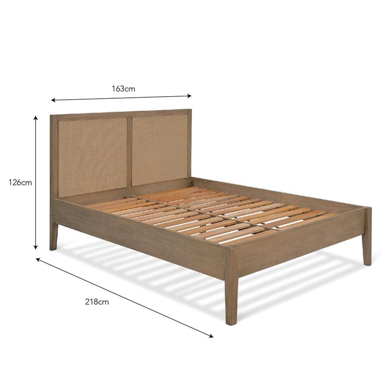 Chesterton King Bed Natural Rattan
