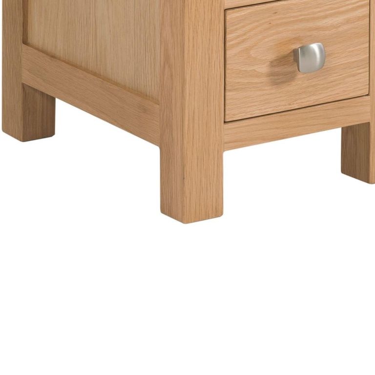 Appleby Compact Bedside Cabinet - 3 Drawer - Oak