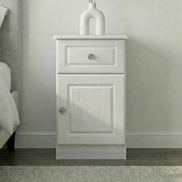 Pembroke White 1 Door 1 Drawer Bedside Cabinet RHF