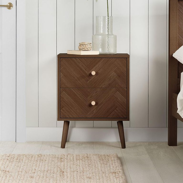 Herringford Bedside Cabinet - 2 Drawer - Walnut