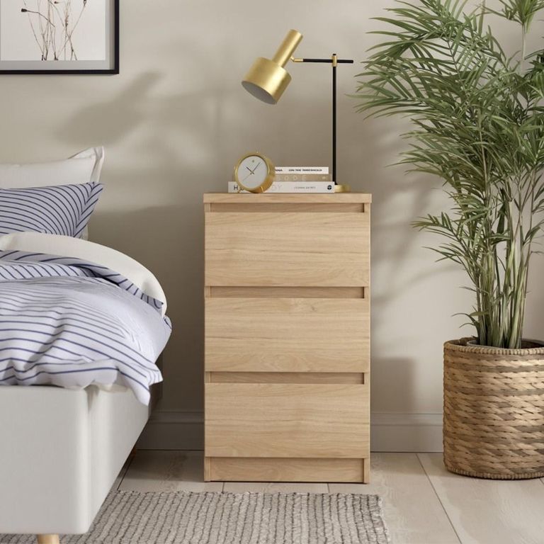 Naia Bedside Cabinet - 3 Drawer - Oak