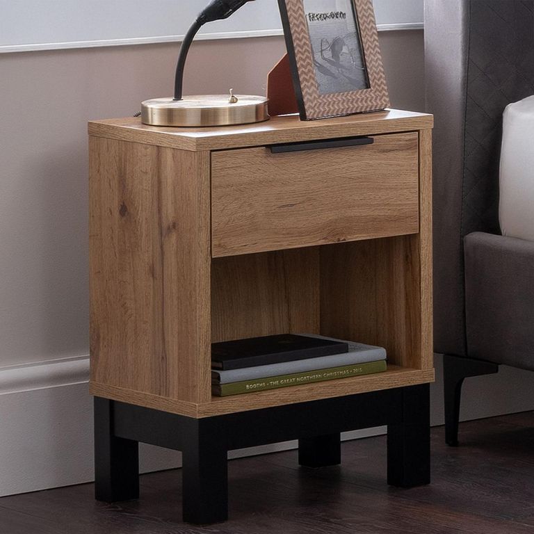 Bali Oak Bedside Cabinet - 1 Drawer