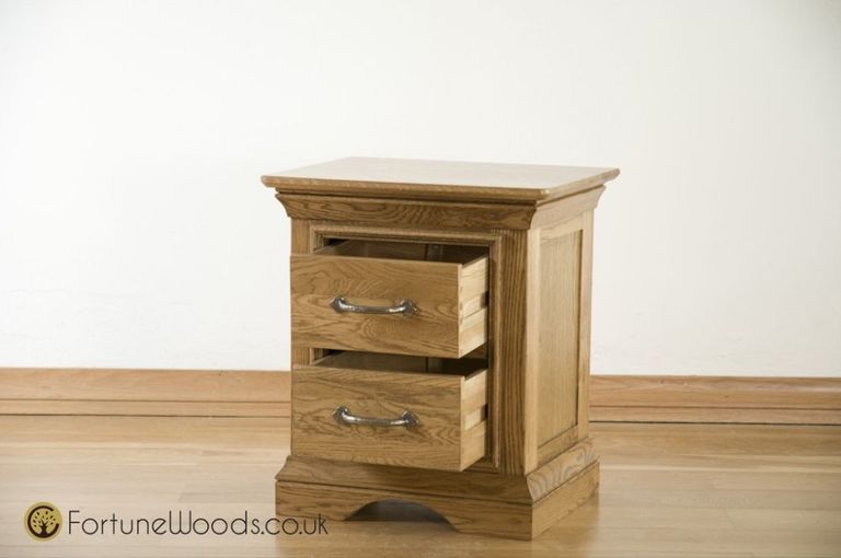 Lyon Oak Bedside Cabinet