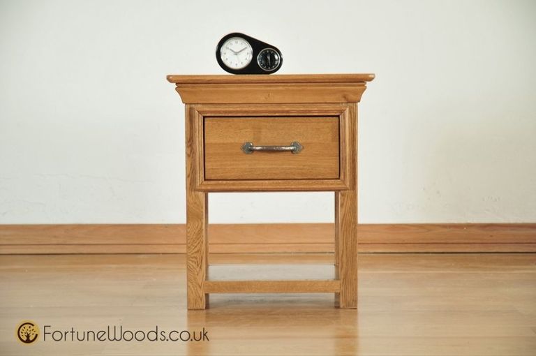 Lyon Oak Bedside Table