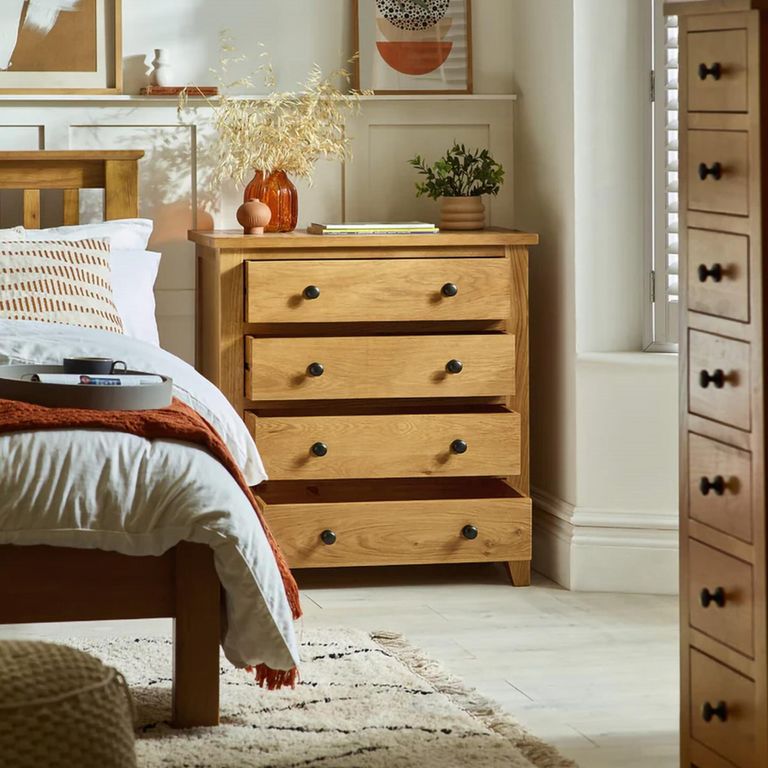 Marlborough Chest of Drawers - 4 Drawer - Oak