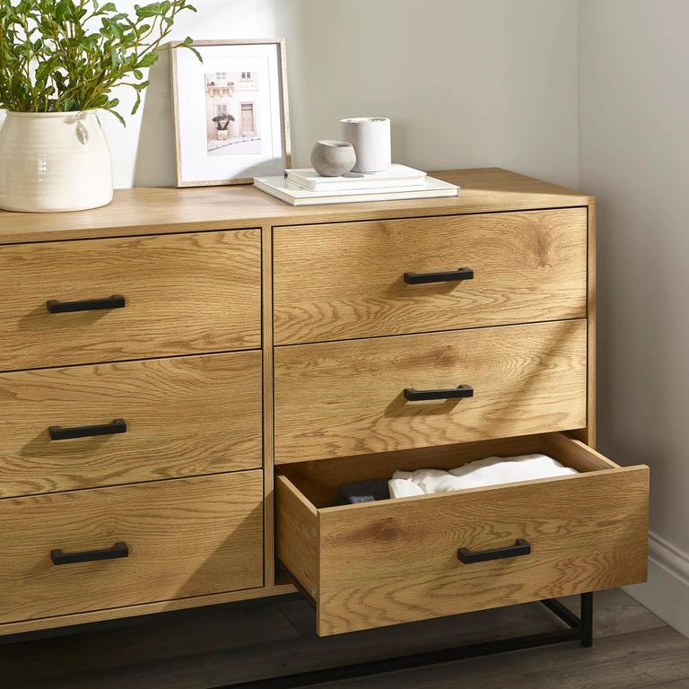 Harlow Light Oak Effect Chest of Drawers - 6 Drawer - Wide