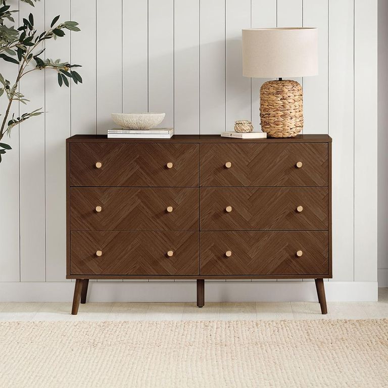 Herringford Wide Chest - 6 Drawer - Walnut