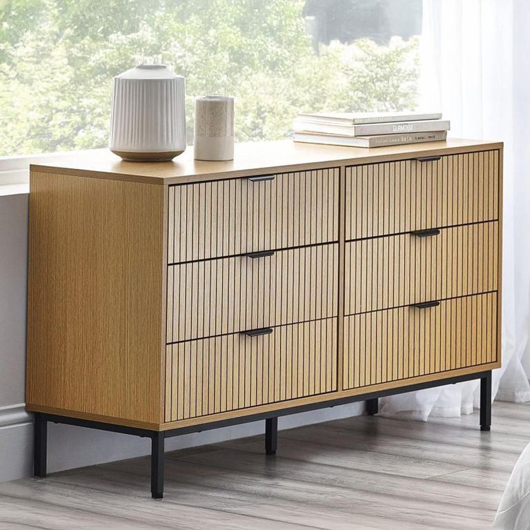 Sia Chest of Drawers - 6 Drawer - Wide - Ribbed - Oak