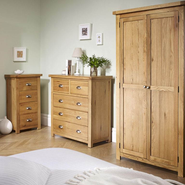 Woburn Narrow Chest - 4 Drawer - Rustic Oak