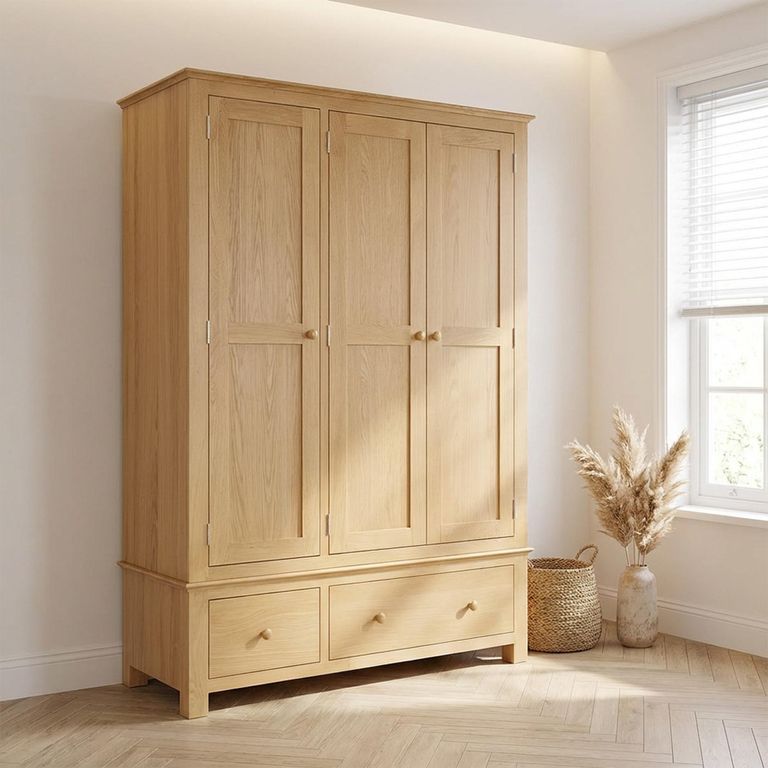 Arlington Wardrobe - 3 Door 2 Drawer - Oak