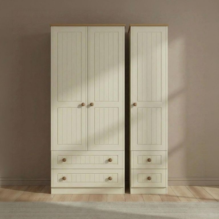 Warwick Wardrobe - 3 Door - Triple - 4 Drawers - Cream and Oak