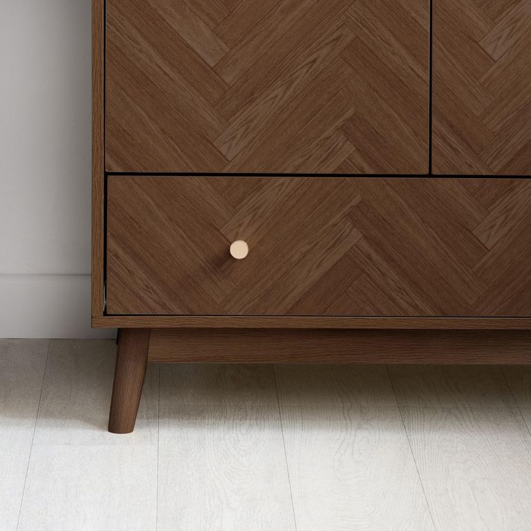 Herringford Wardrobe - 2 Door - 1 Drawer - Walnut