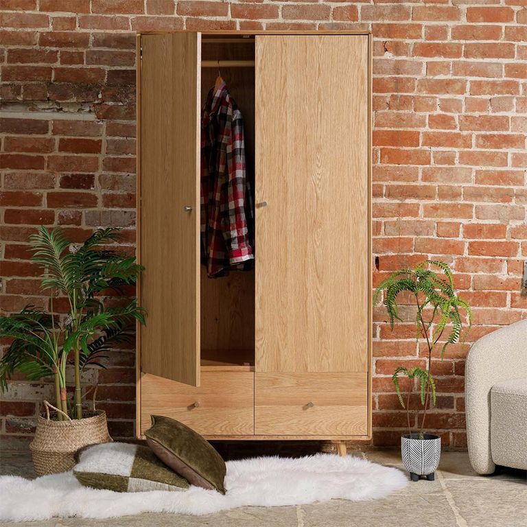 Jenson Oak Double Wardrobe - 2 Door - 2 Drawer