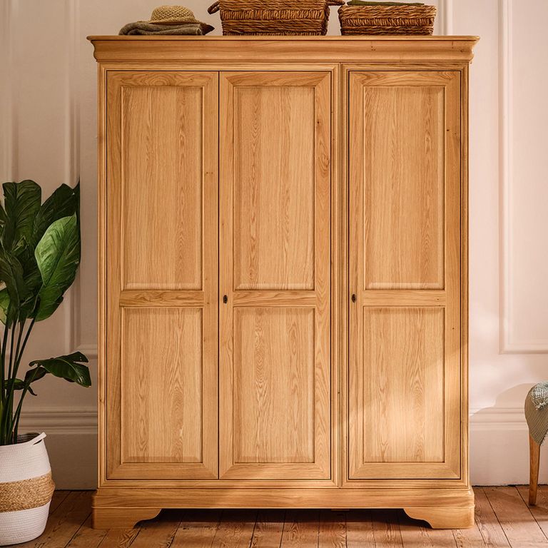 Bordeaux Wardrobe - 3 Door - 3 Drawer - Natural - Oak