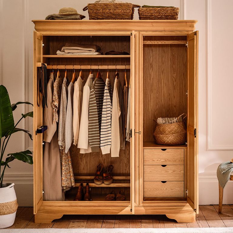 Bordeaux Wardrobe - 3 Door - 3 Drawer - Natural - Oak