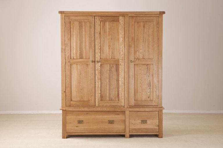 Kent Oak 3 Door 2 Drawer Wardrobe