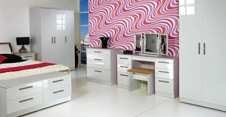 Knightsbridge White Gloss 3 Door Triple Wardrobe