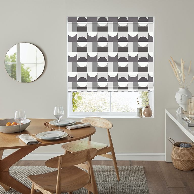 Alves Roman Blind - Jet